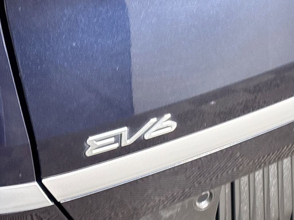 Certified 2024 Kia EV6 Light image 25