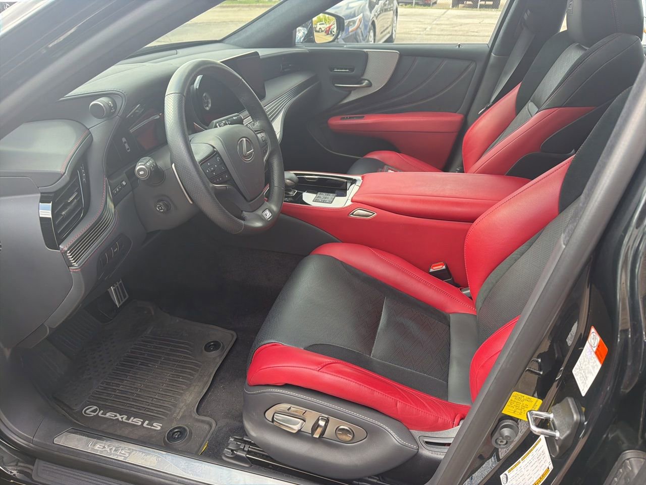 Used 2025 Lexus LS 500 F Sport w/ Protection Package image 6