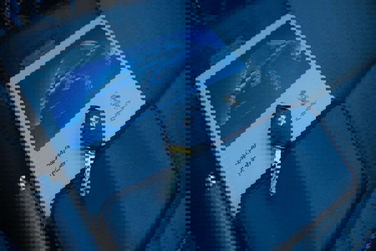 Used 2002 Porsche 911 GT3 RS image 9