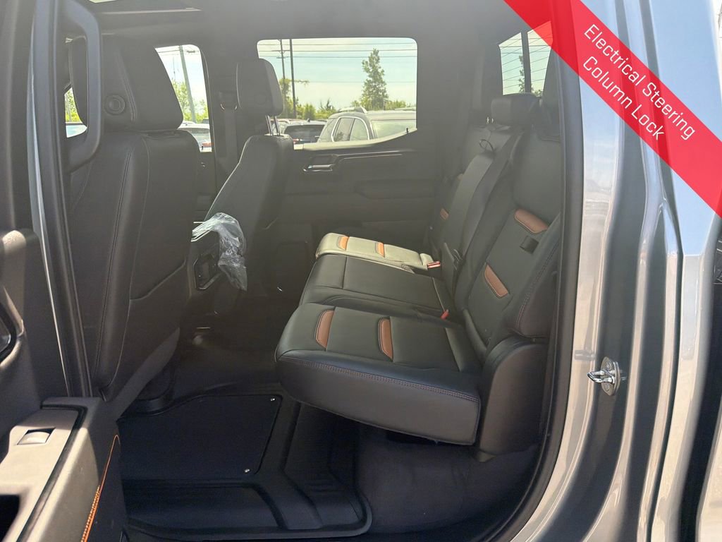 Used 2023 GMC Sierra 1500 AT4 w/ AT4 Premium Package AWD/4WD image 28