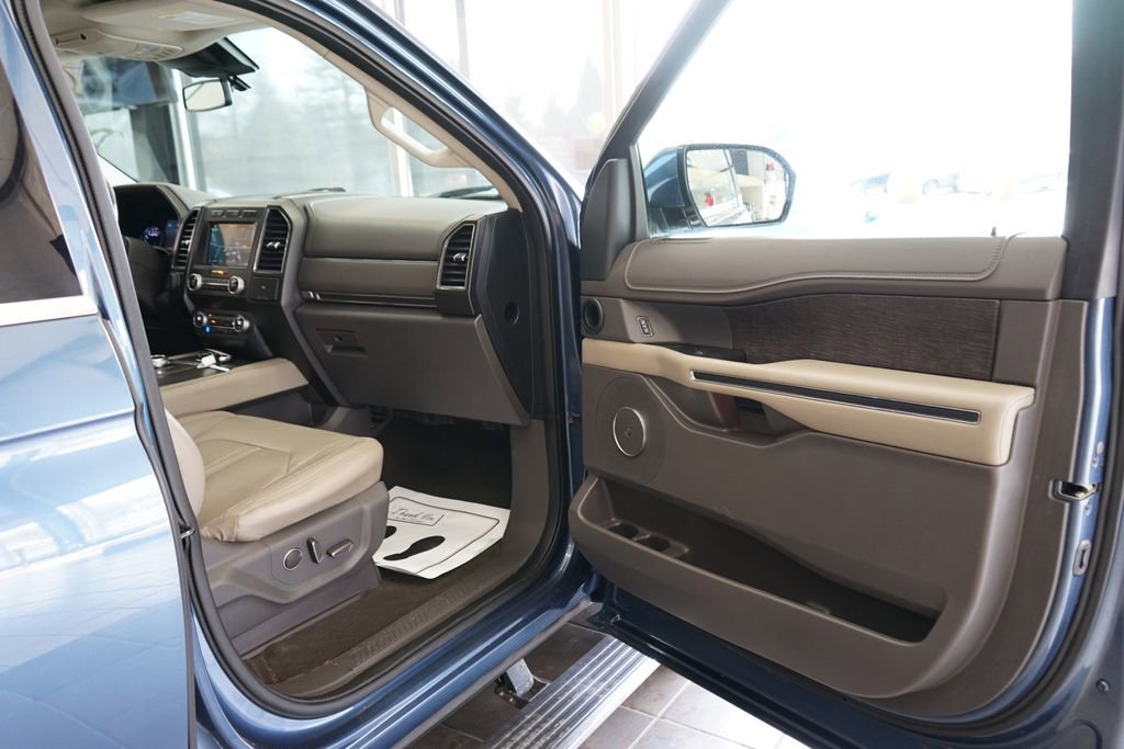 Used 2019 Ford Expedition Limited w/ Equipment Group 301A image 46