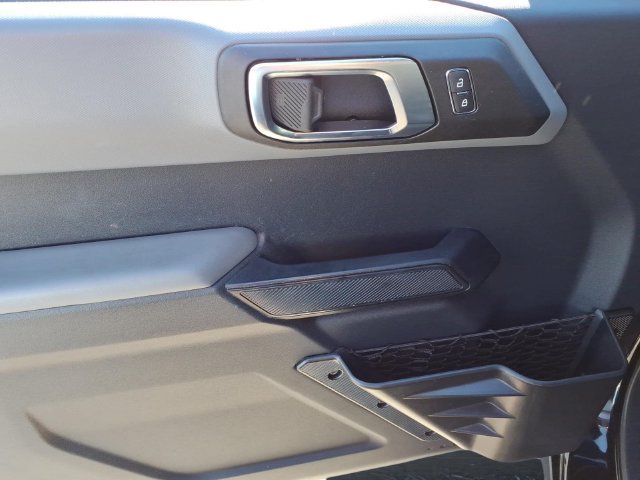 Used 2021 Ford Bronco 4-Door AWD/4WD image 9