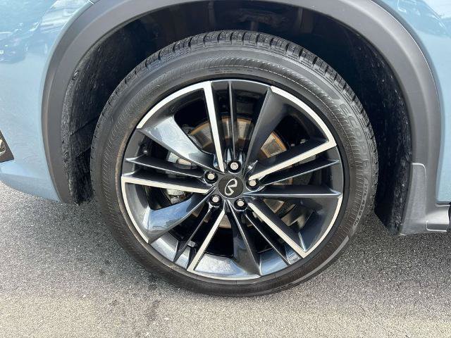 Certified 2023 INFINITI QX55 Essential AWD/4WD image 9