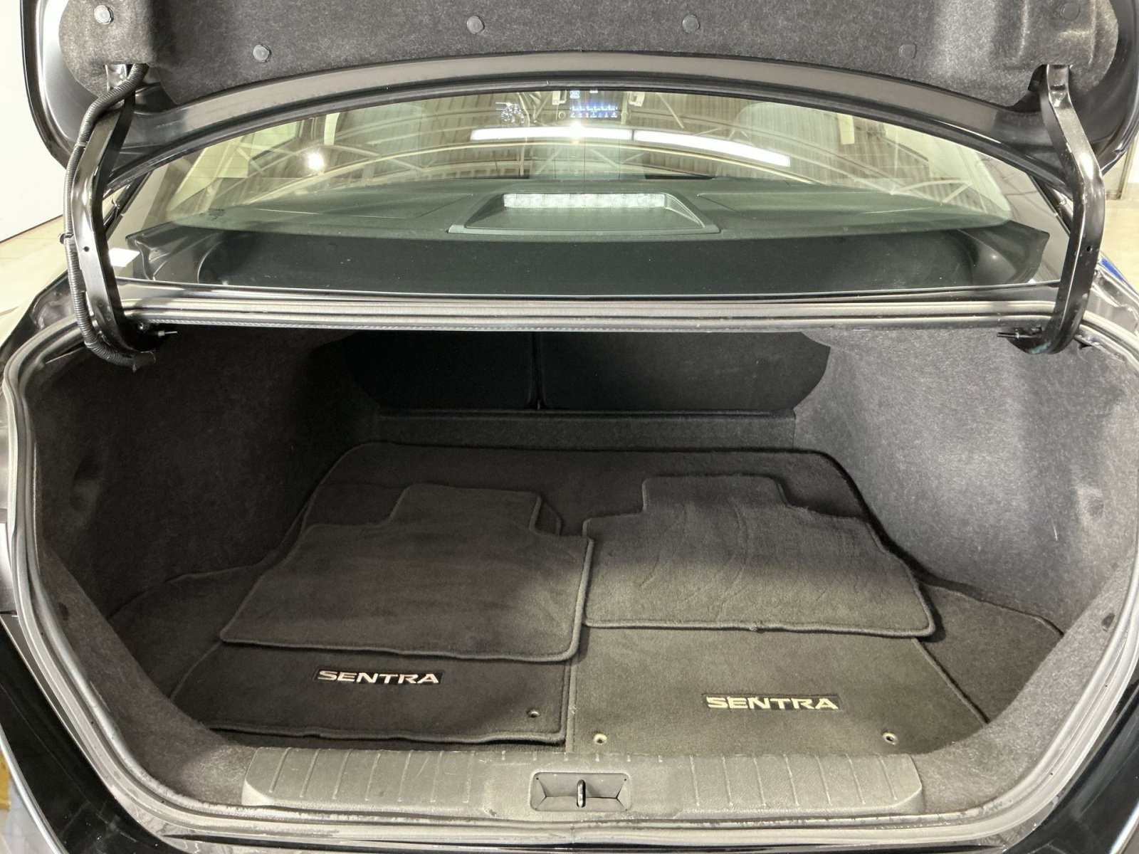 Used 2023 Nissan Sentra SV FWD image 24