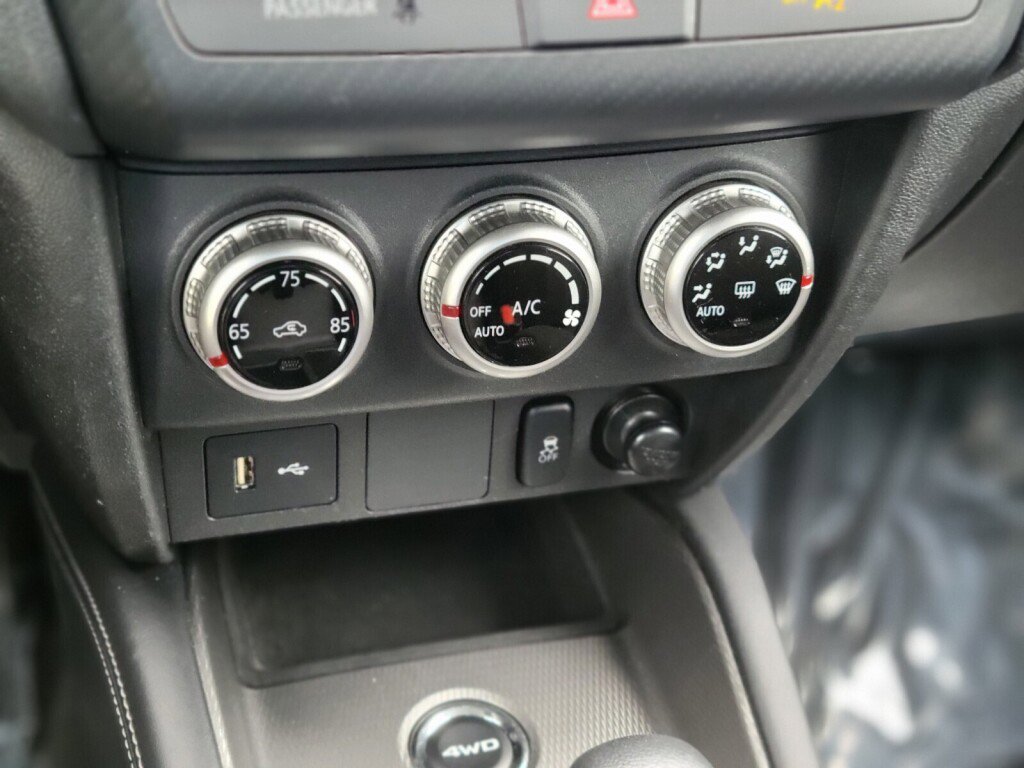 Used 2022 Mitsubishi Outlander Sport ES image 23