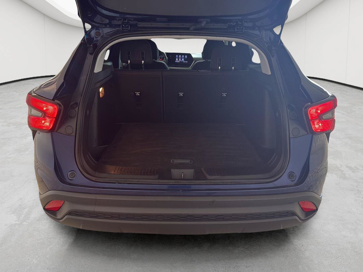 Certified 2024 Chevrolet Trax LS FWD image 8
