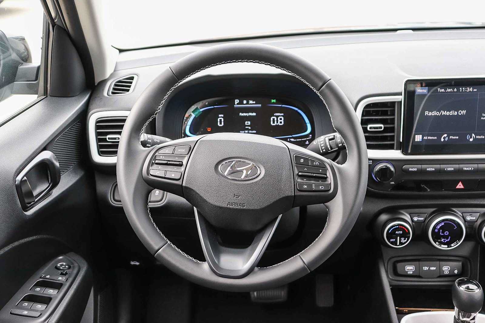 New 2026 Hyundai Venue SEL FWD image 21