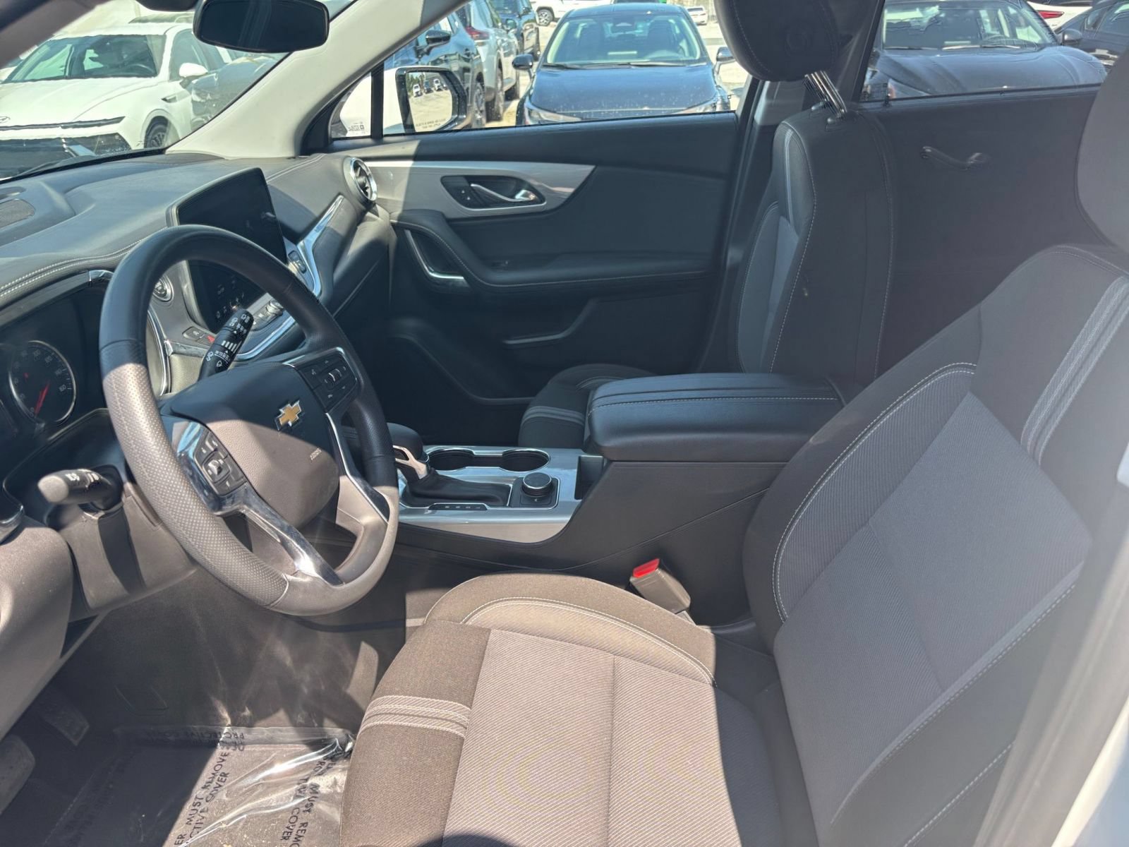 Used 2025 Chevrolet Blazer LT FWD image 22