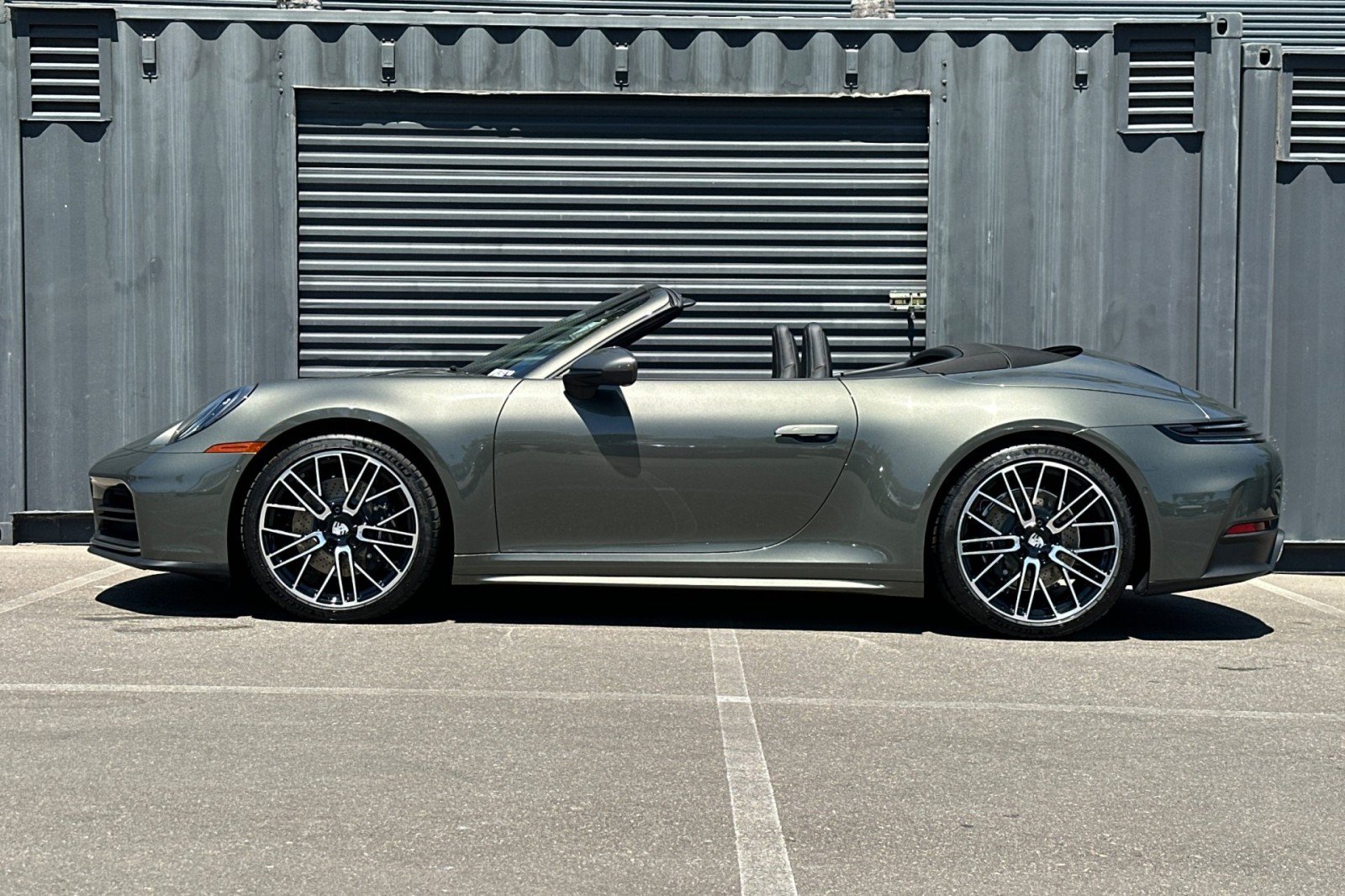 New 2026 Porsche 911 Carrera RWD image 2