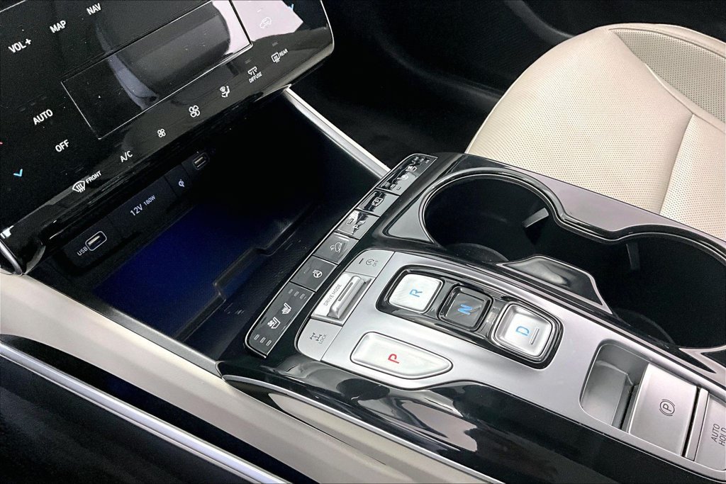 Certified 2022 Hyundai Tucson Limited AWD/4WD image 14