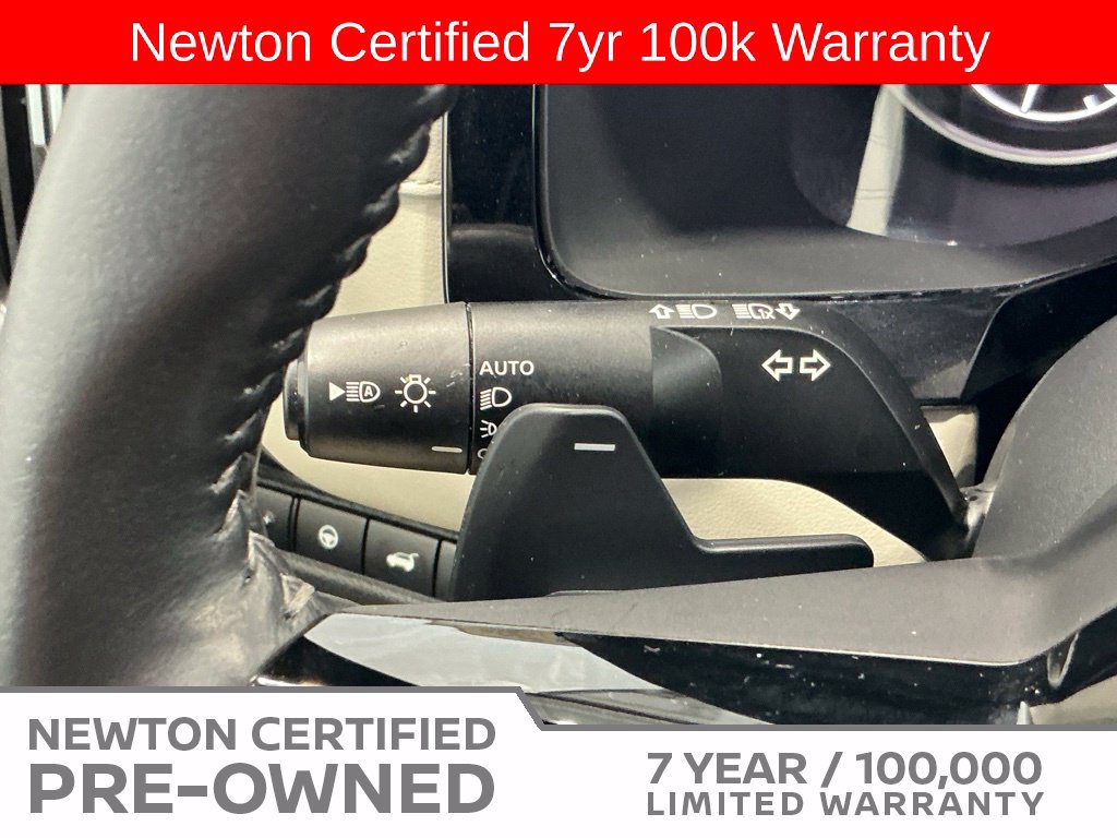 Used 2025 Nissan Pathfinder SL AWD/4WD image 36
