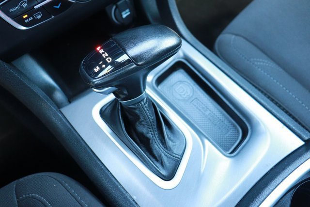 Used 2023 Dodge Charger SXT RWD image 17