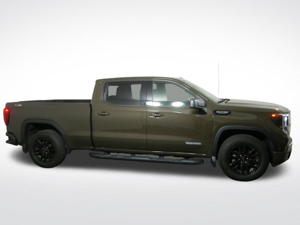 Used 2024 GMC Sierra 1500 Elevation AWD/4WD image 2