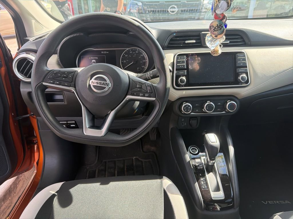 Certified 2020 Nissan Versa SV image 10