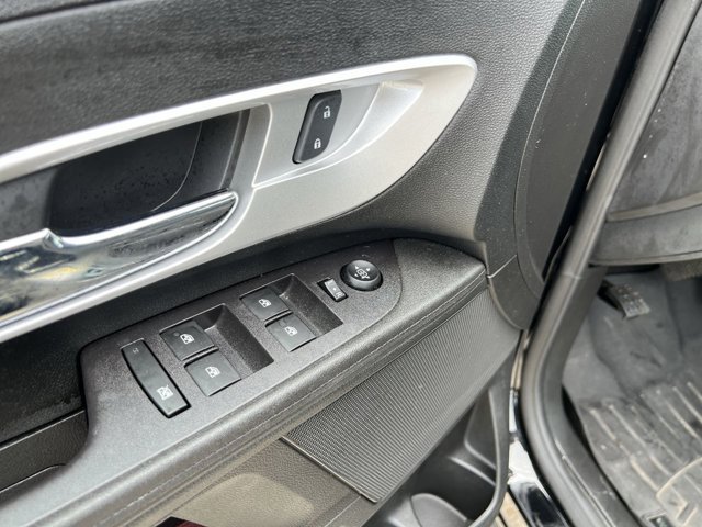 Used 2017 Chevrolet Equinox LS FWD image 24