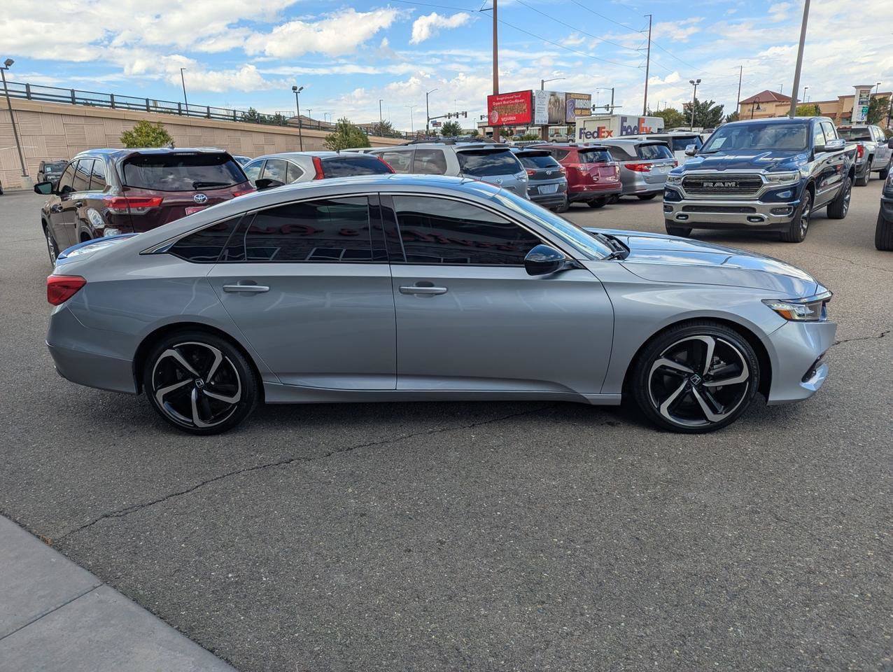 Used 2021 Honda Accord Sport image 6
