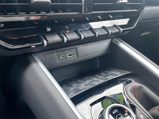 Used 2024 Chevrolet Colorado Z71 image 27