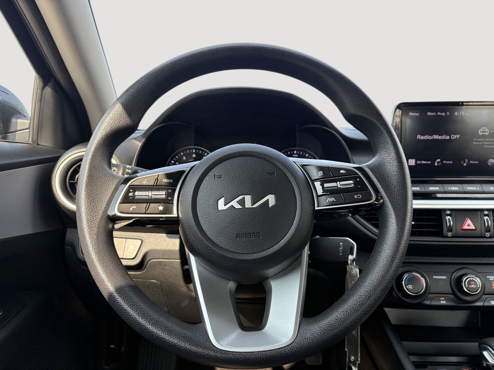 Used 2024 Kia Forte LXS w/ LXS Technology Package FWD image 13