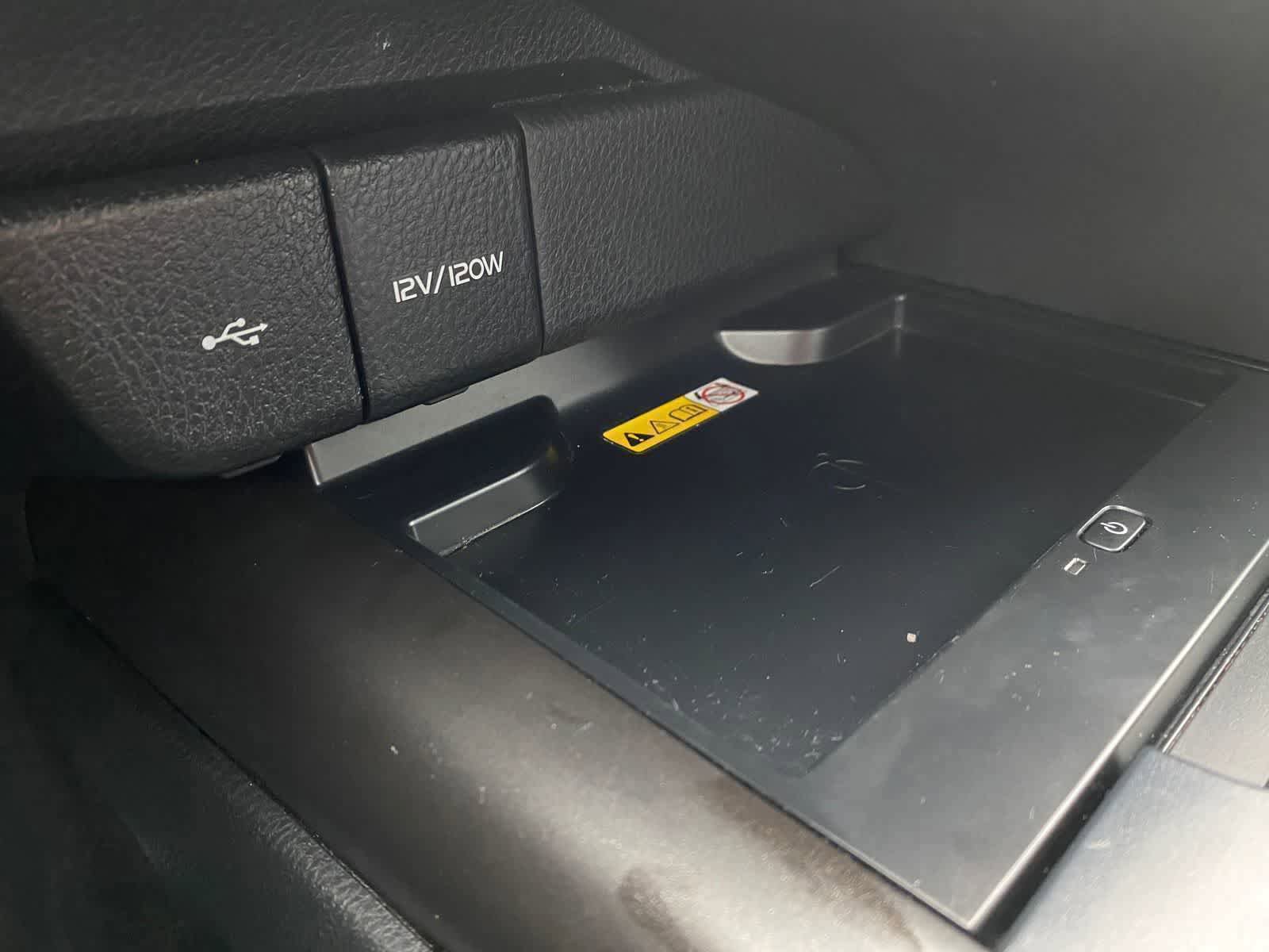 Used 2022 Toyota Camry XSE image 30