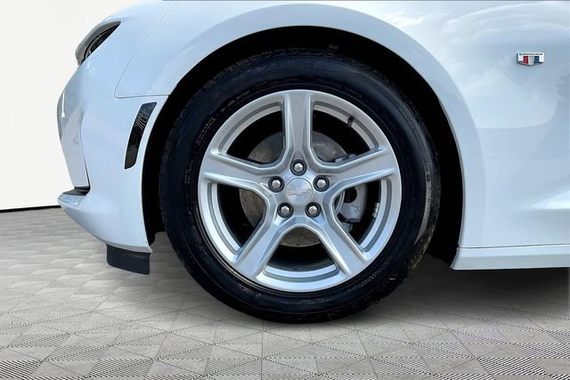 Used 2021 Chevrolet Camaro LT image 21
