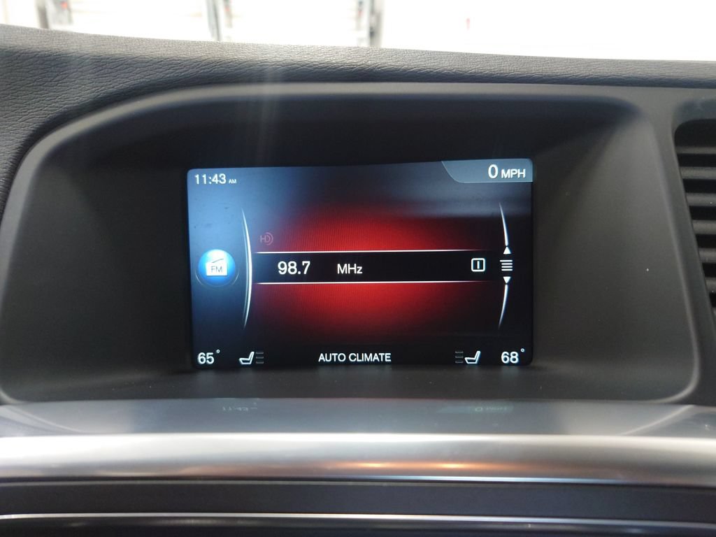 Used 2015 Volvo S60 T5 Premier w/ Convenience Package AWD/4WD image 19