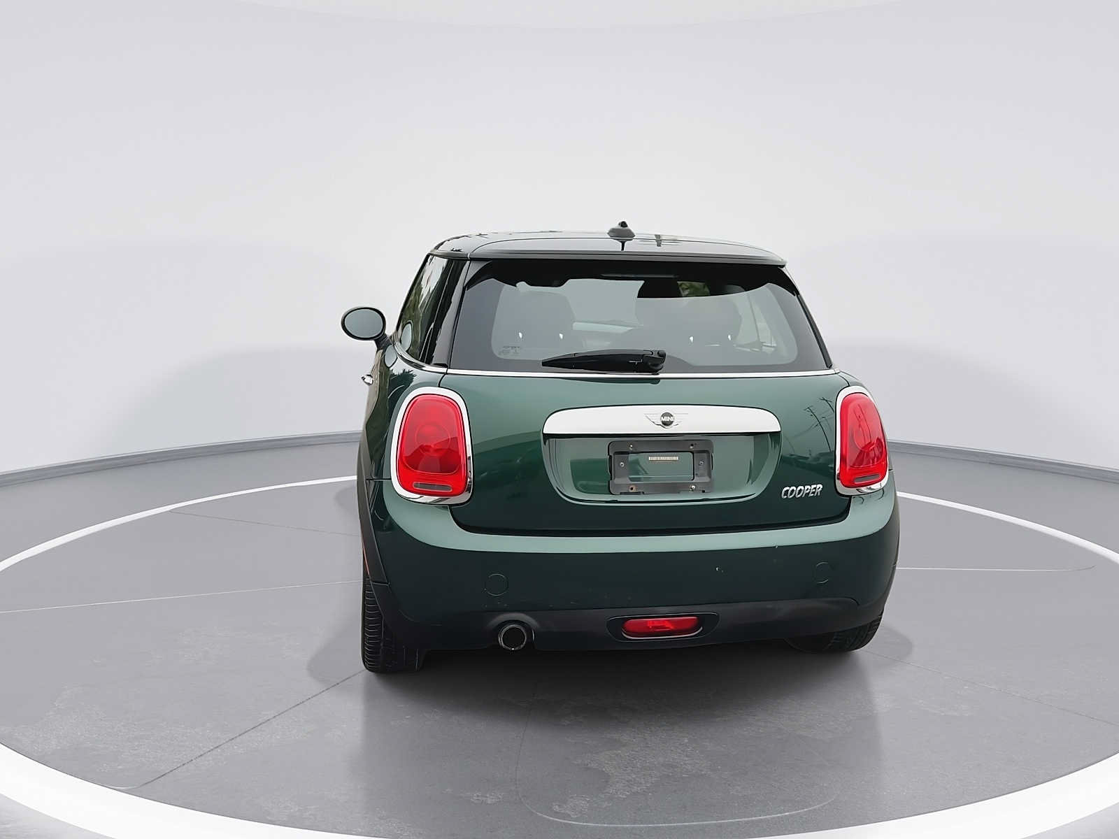 Used 2015 MINI Cooper 2-Door Hardtop FWD image 7