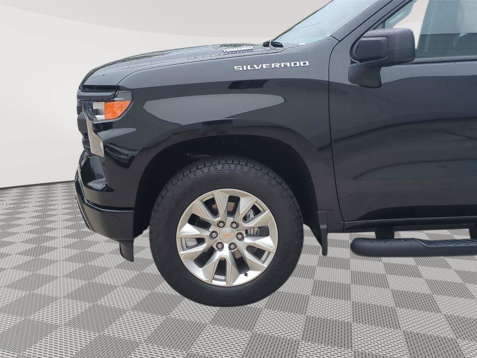 Used 2025 Chevrolet Silverado 1500 Custom AWD/4WD image 10