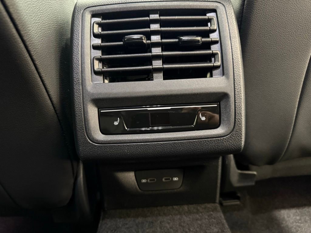 Used 2024 Volkswagen GTI Autobahn image 25