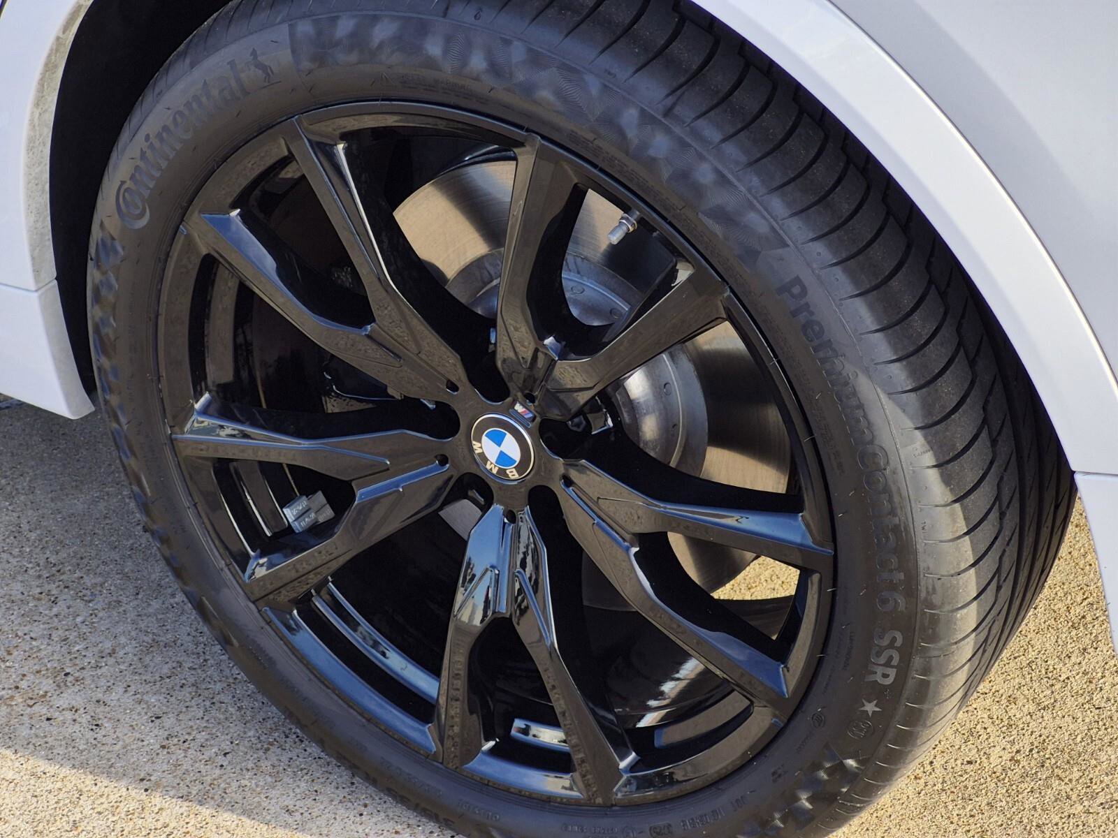 Certified 2025 BMW X7 M60i w/ Climate Comfort Package image 7