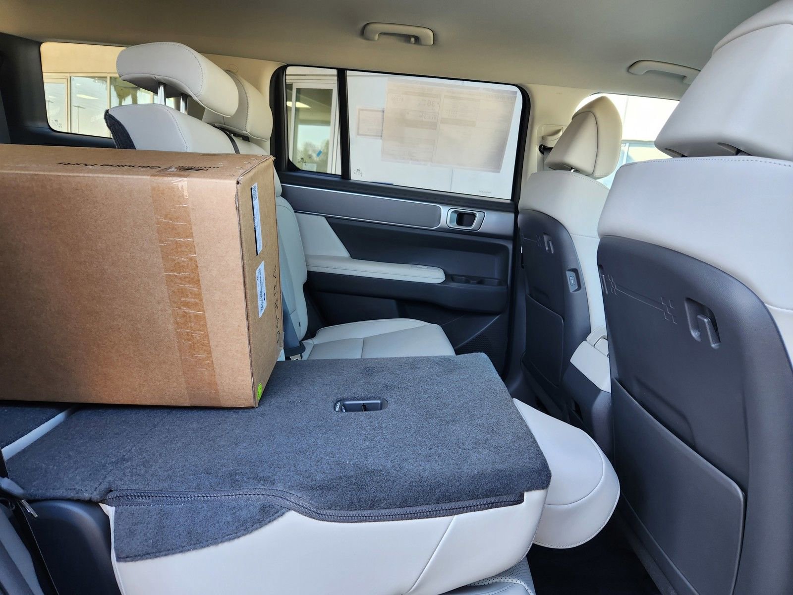 New 2026 Hyundai Santa Fe SEL FWD image 27