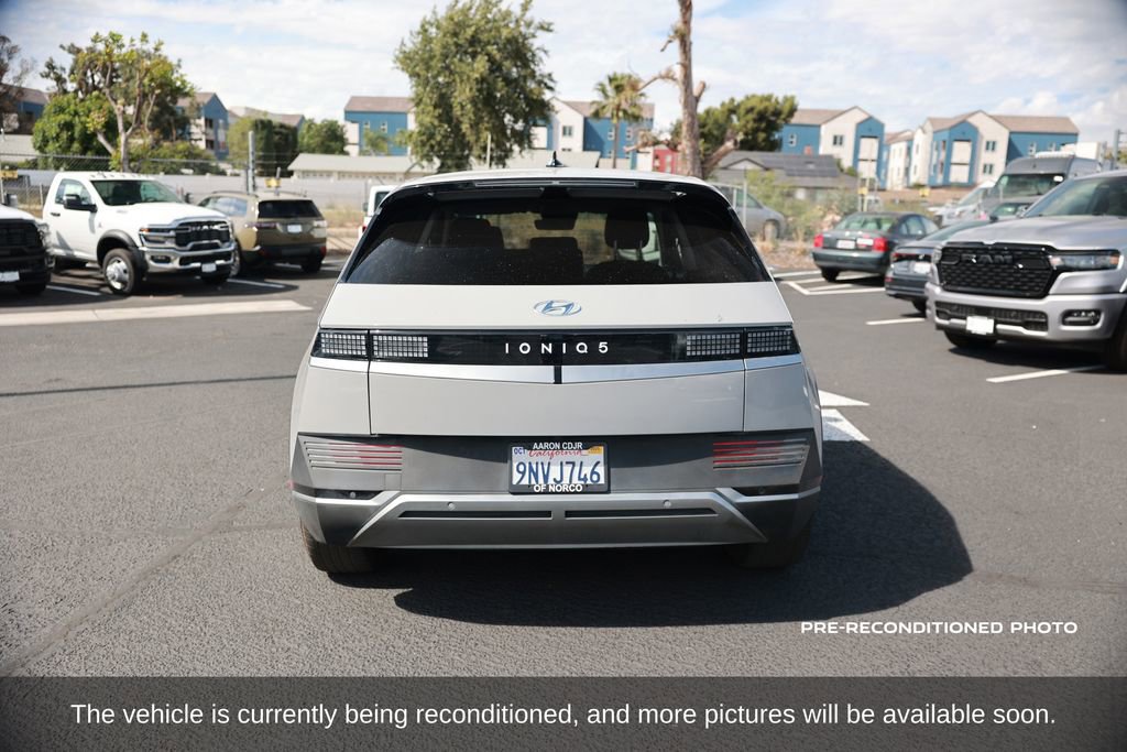 Used 2024 Hyundai Ioniq 5 SE image 4