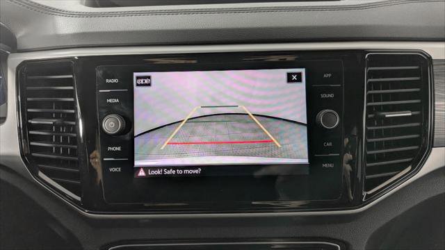 Used 2023 Volkswagen Atlas Cross Sport SE FWD image 29