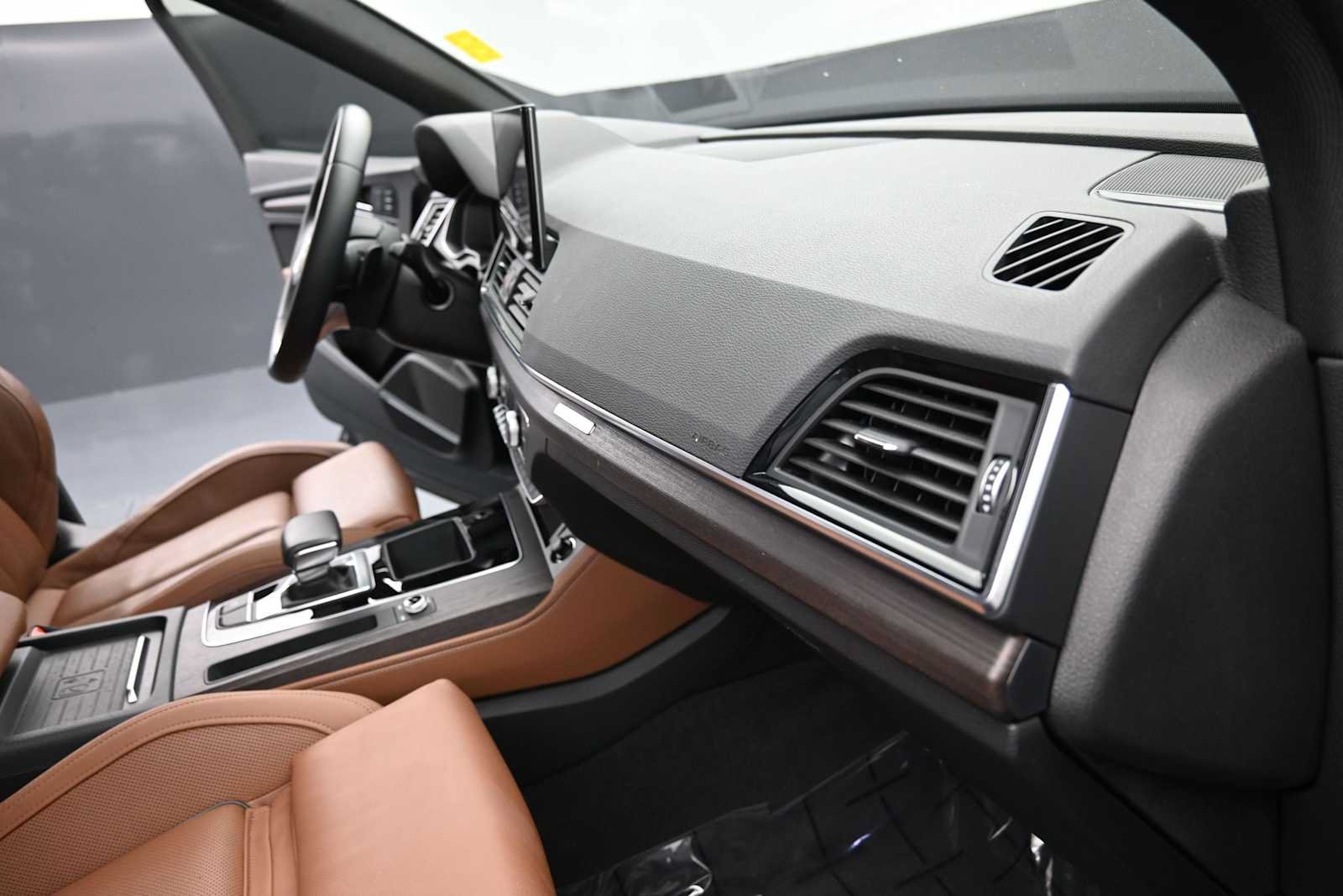 Used 2022 Audi Q5 2.0T Prestige AWD/4WD image 16