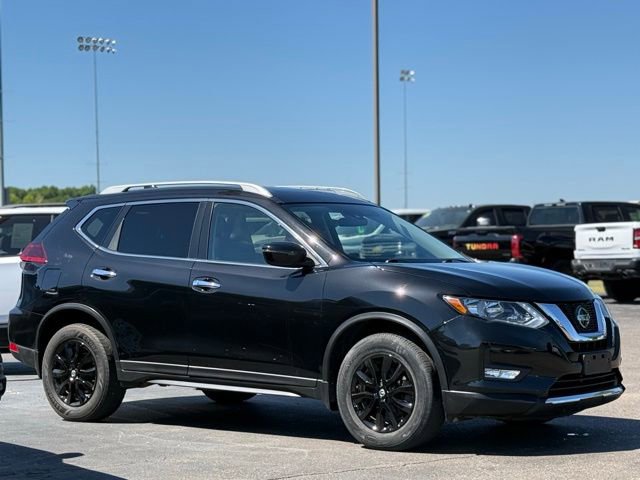 Used 2019 Nissan Rogue SV AWD/4WD image 38