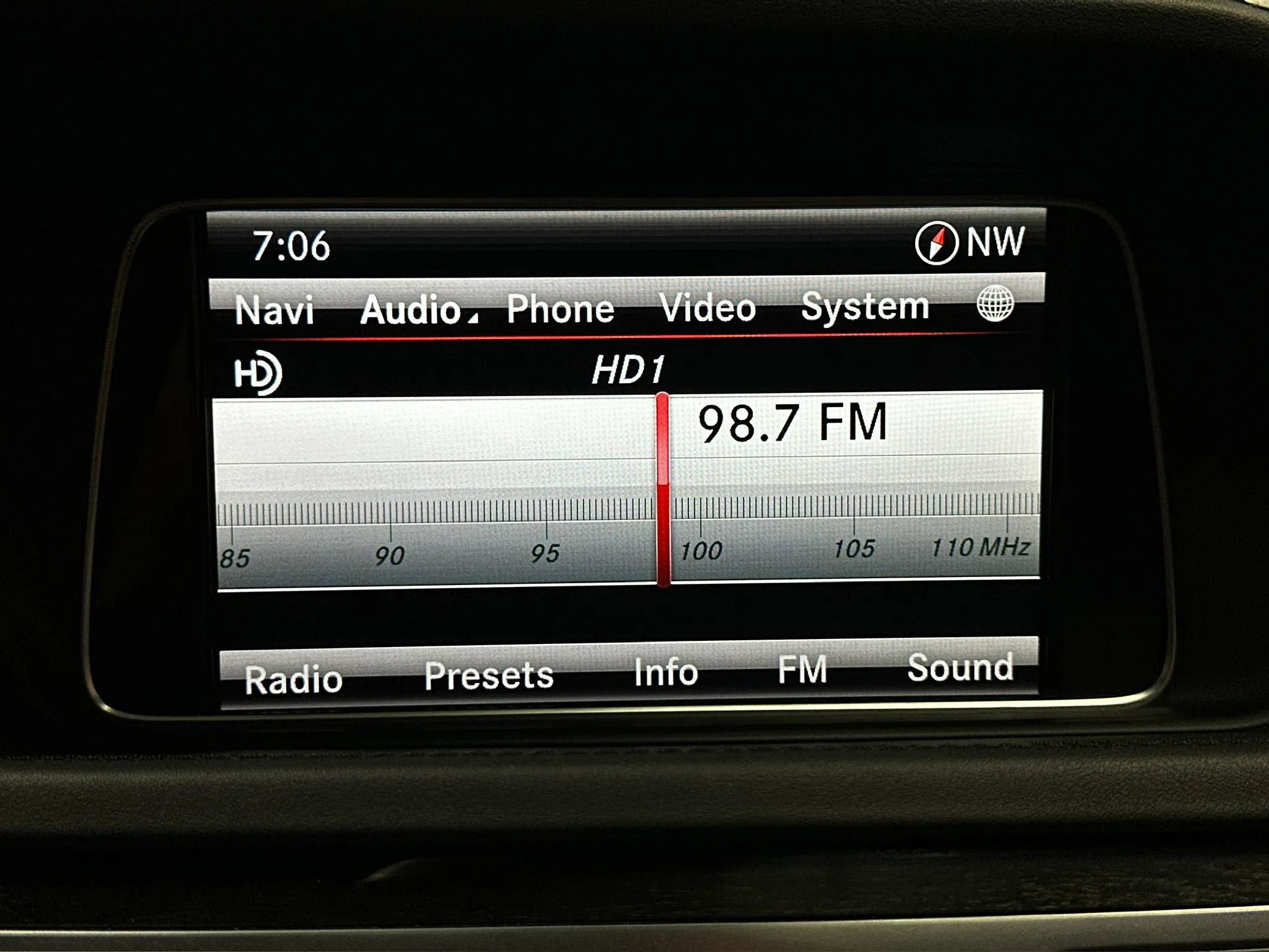 Used 2015 Mercedes-Benz E 63 AMG S-Model image 35