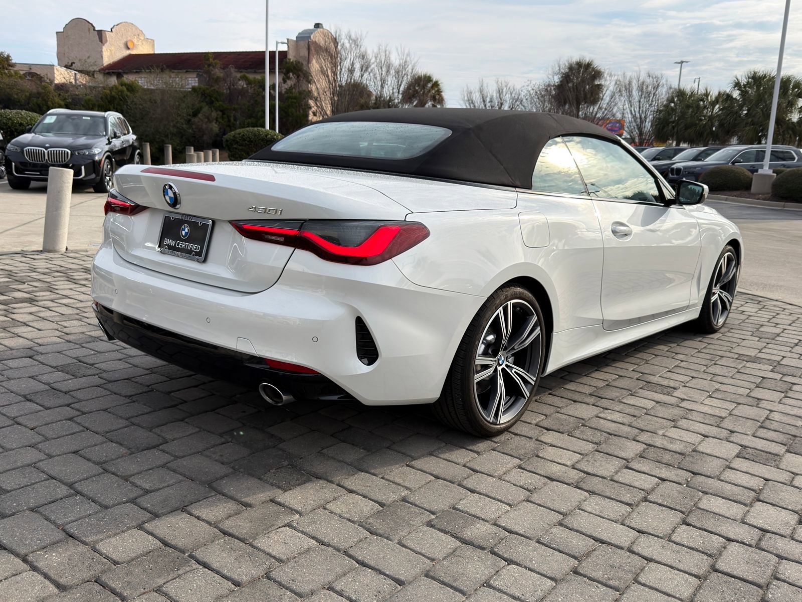 Certified 2023 BMW 430i Convertible w/ Premium Package image 7