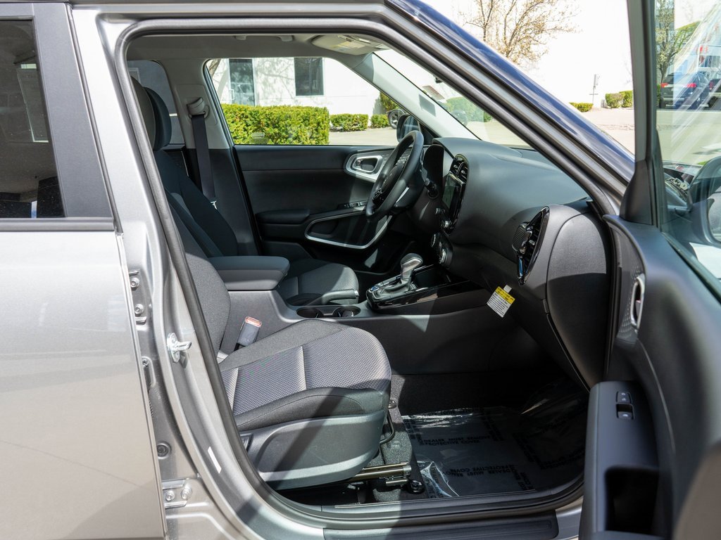 New 2025 Kia Soul S image 10