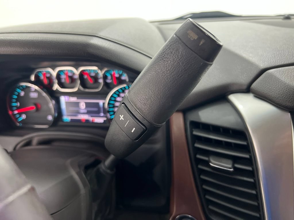 Used 2015 Chevrolet Tahoe LTZ RWD image 17