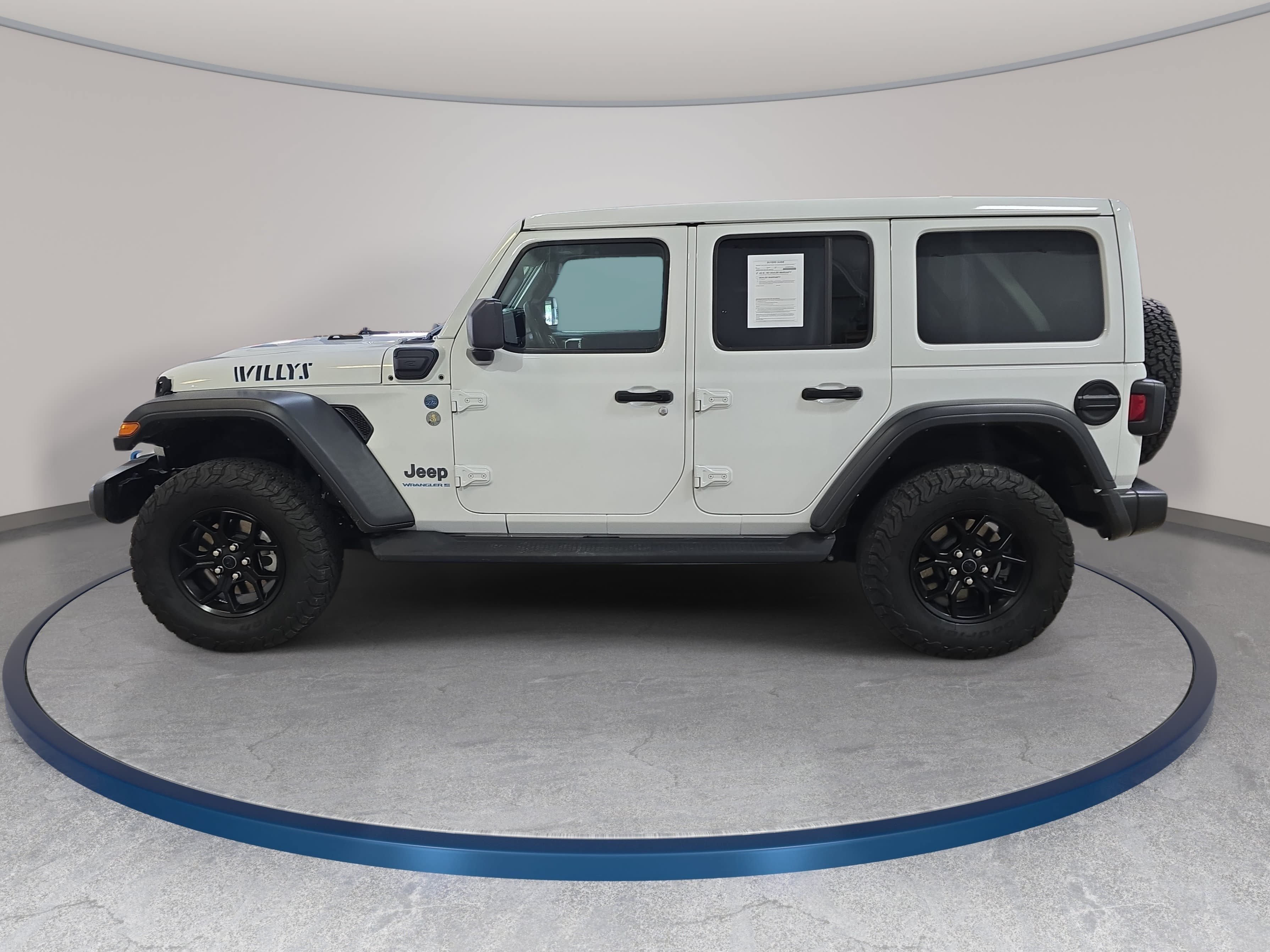Used 2024 Jeep Wrangler Unlimited AWD/4WD image 9
