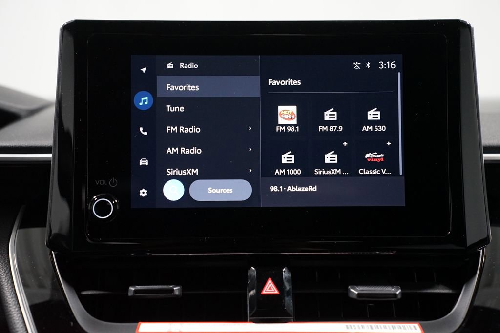 New 2026 Toyota Corolla SE FWD image 18