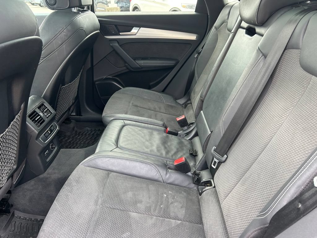 Used 2020 Audi SQ5 Premium Plus w/ Premium Plus Package AWD/4WD image 15