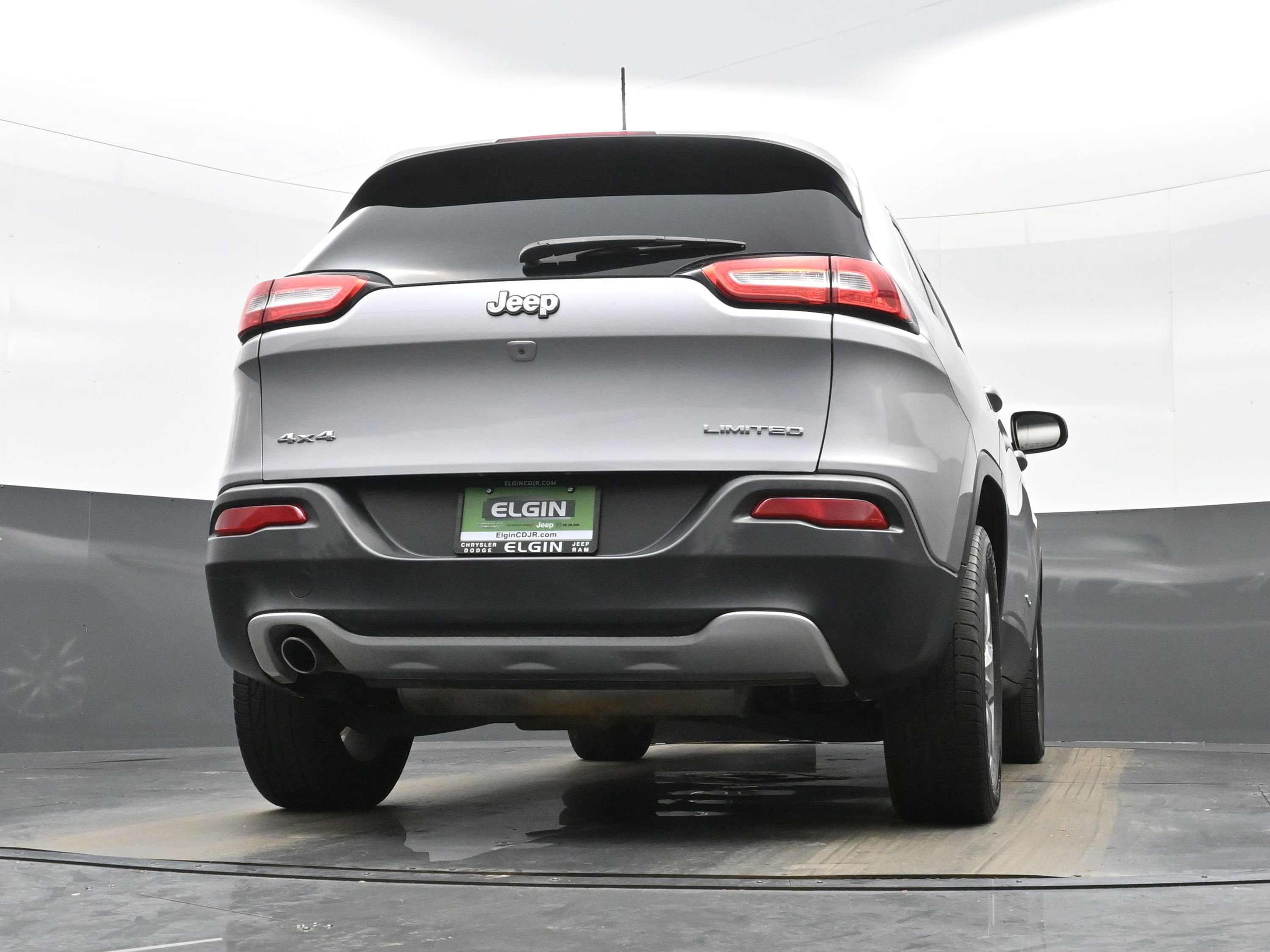 Used 2017 Jeep Cherokee Limited AWD/4WD image 27