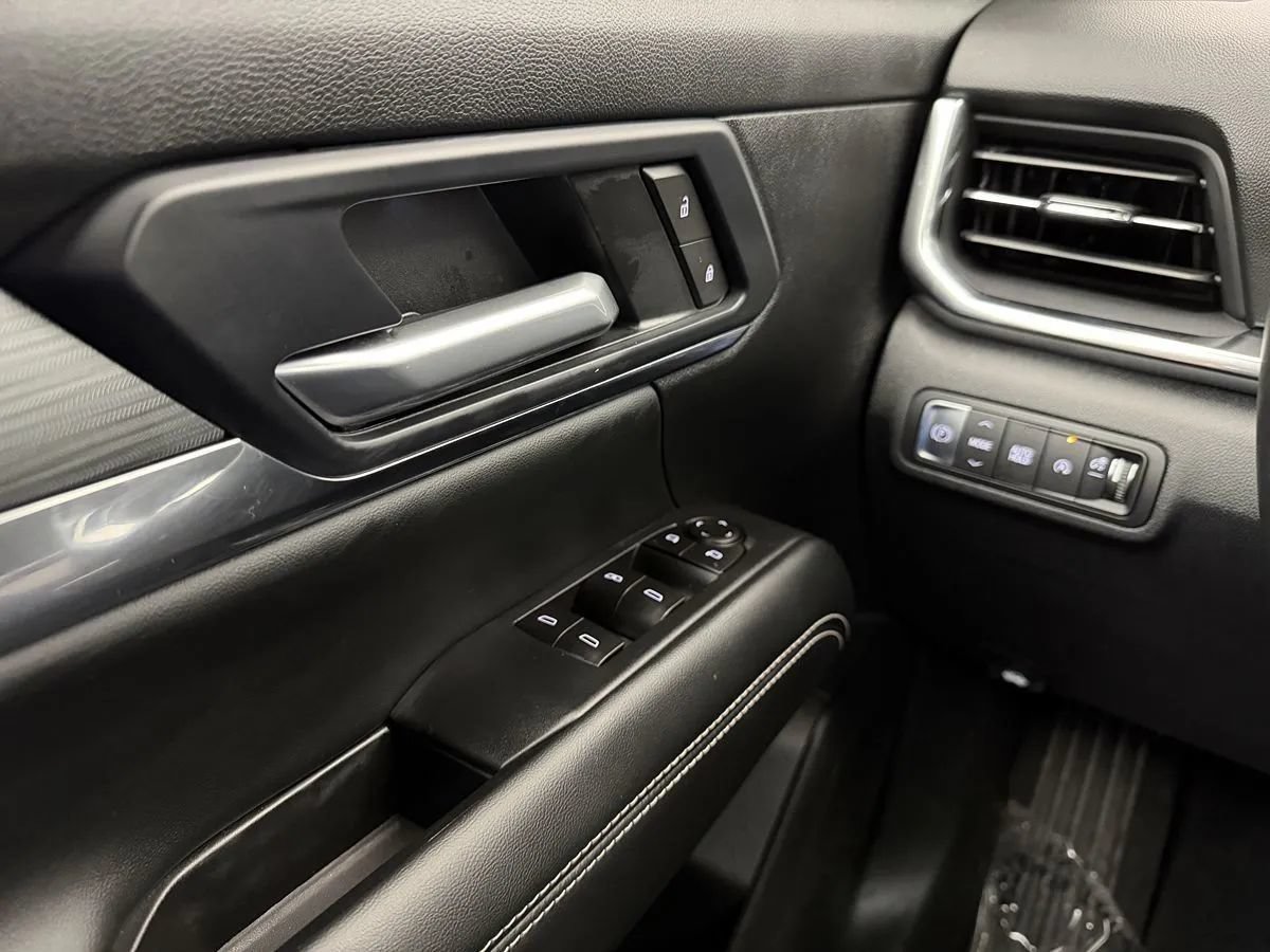 Used 2026 GMC Terrain Elevation FWD image 13