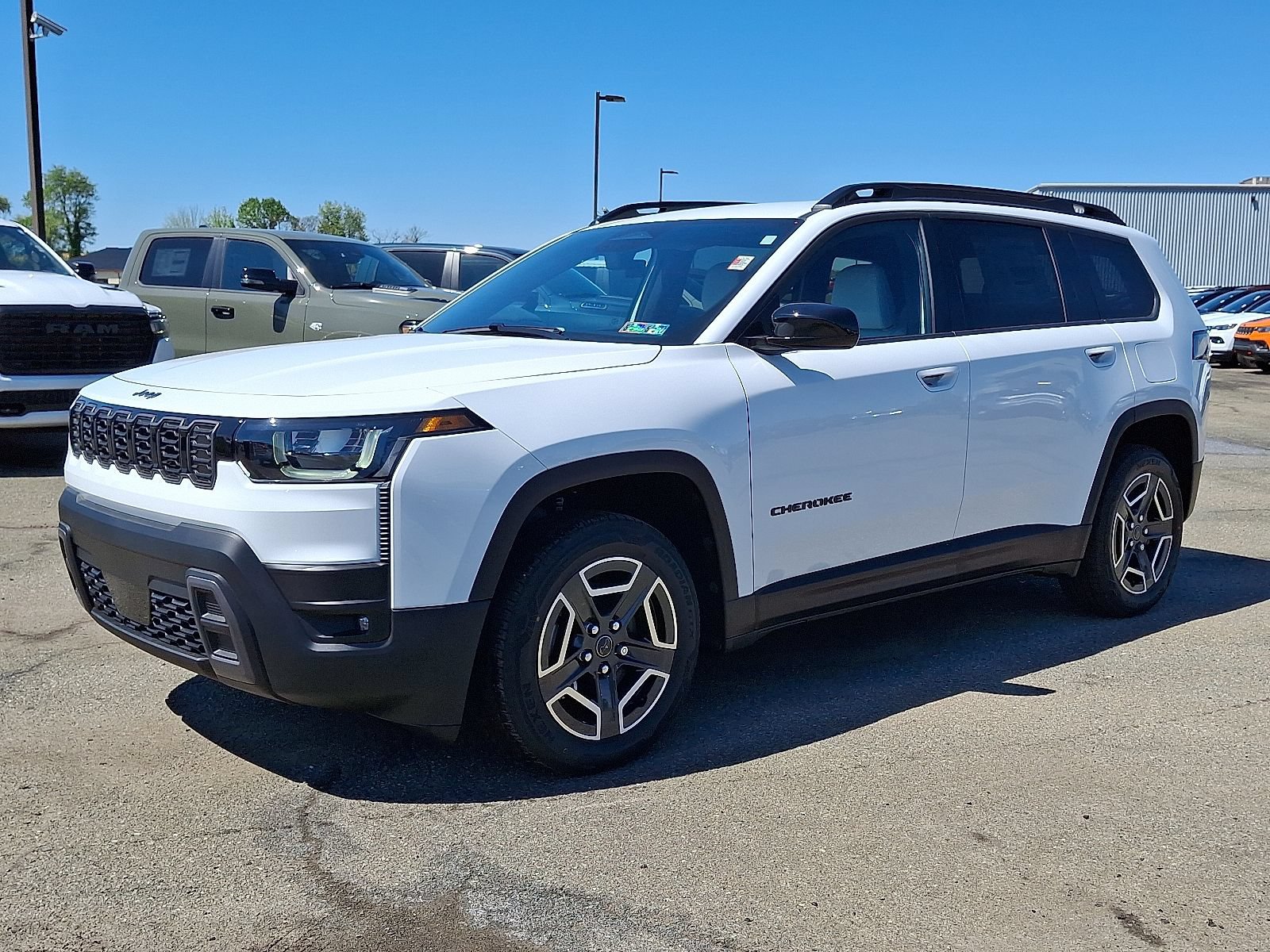 New 2026 Jeep Cherokee Laredo AWD/4WD video 2