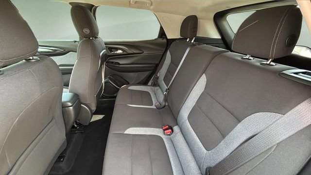 Used 2024 Chevrolet TrailBlazer LT w/ LT Cold Weather Package image 19