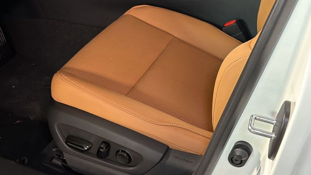 New 2026 Lexus UX 300h AWD w/ Accessory Package (2T) image 23