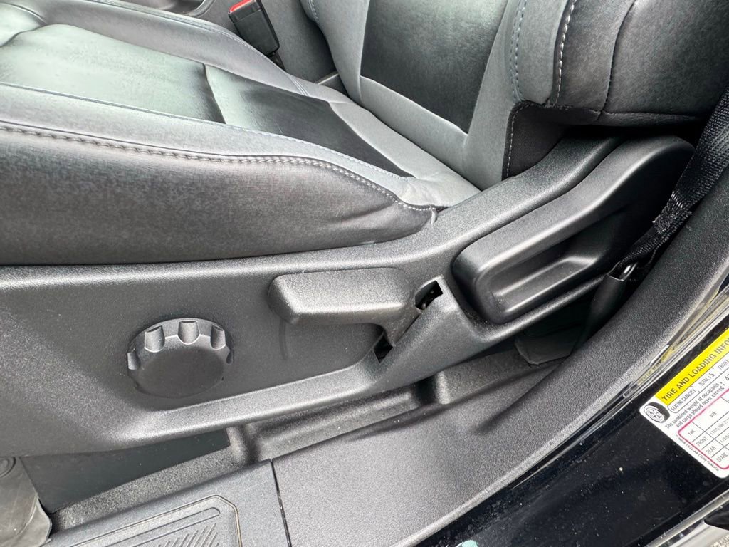 Used 2023 Ford Bronco Black Diamond w/ Sasquatch Package image 19