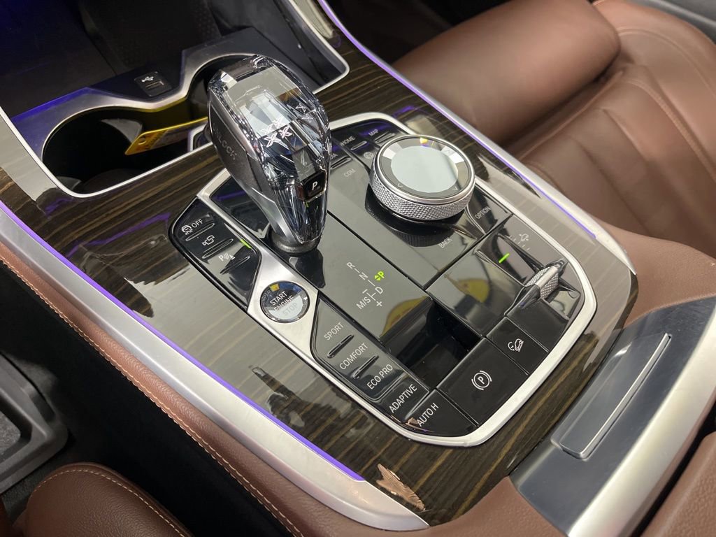 Used 2022 BMW X7 xDrive40i w/ Parking Assistance Package image 37