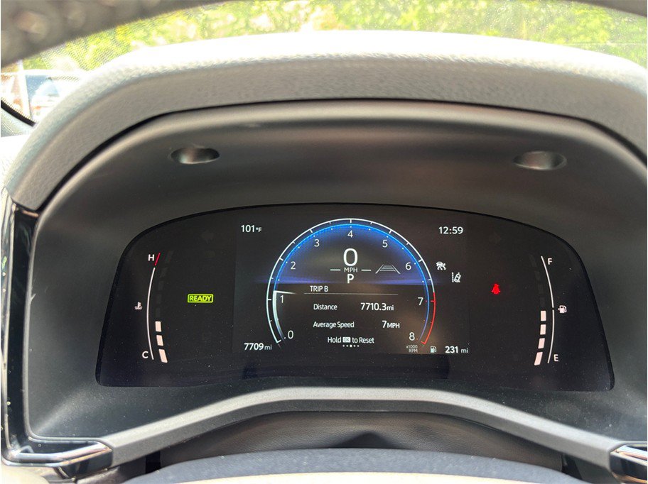 Used 2025 Toyota Camry SE FWD image 22