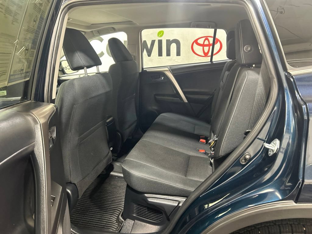 Used 2017 Toyota RAV4 XLE w/ Convenience Package AWD/4WD image 21